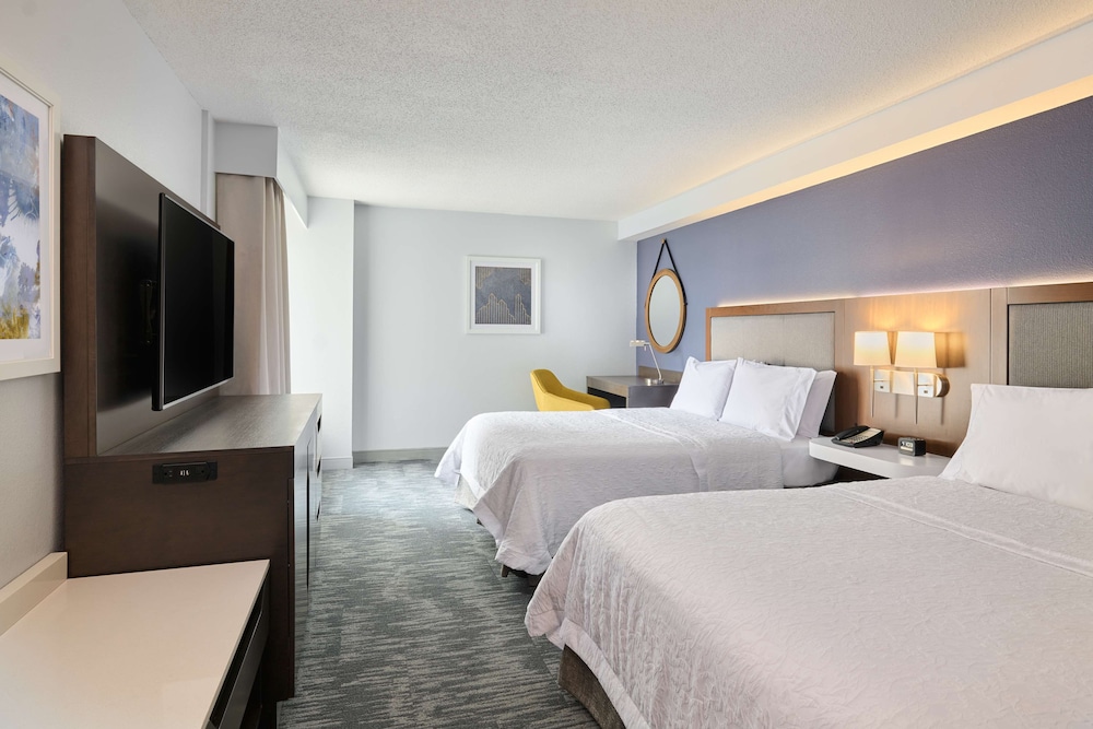 Hampton Inn Washington Downtown Convention Center - photo 21