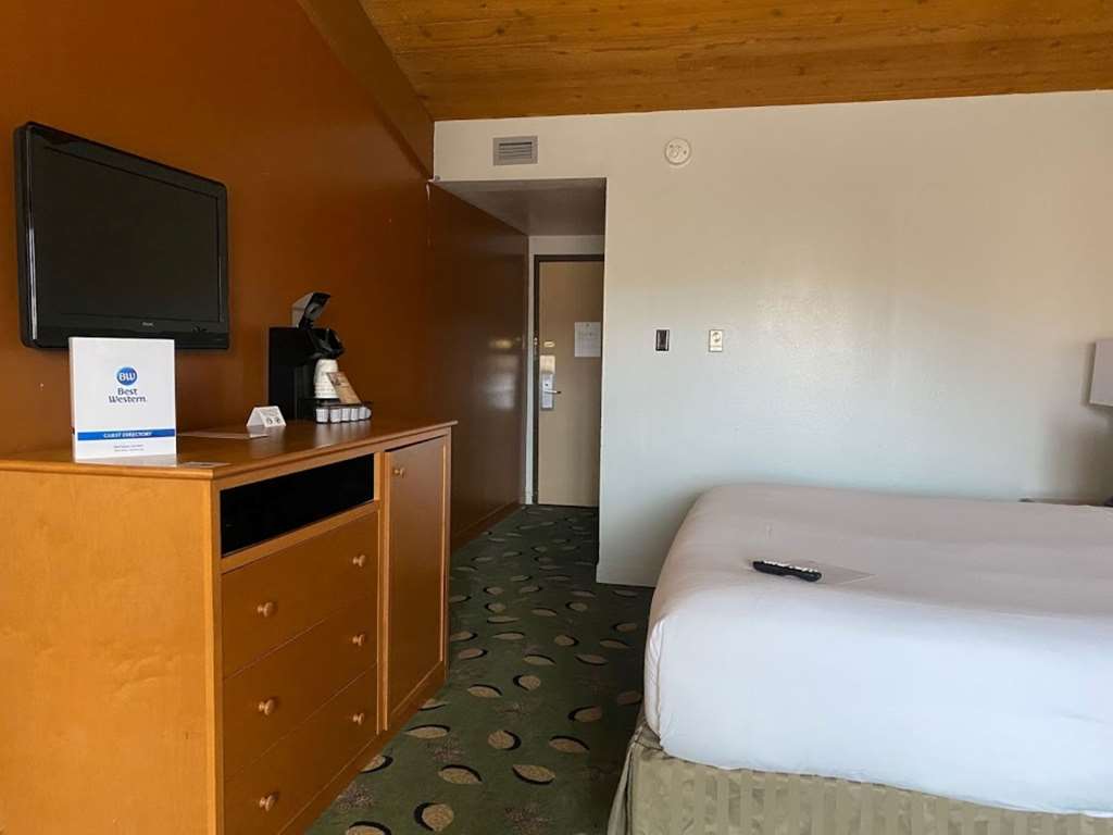 Best Western Sheridan Center - photo 19