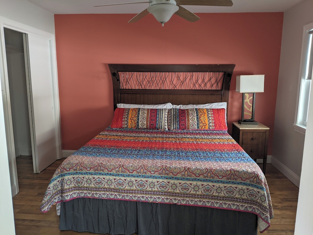 Riverboat Inn and Suites - photo 19
