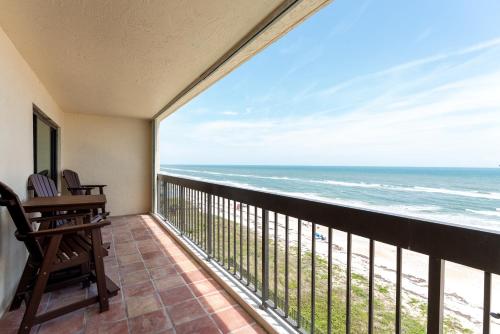Luxury Direct Oceanfront Unit and Balcony Southeast Corner Heated Pool Garage Parking in Ormond Beach, United States