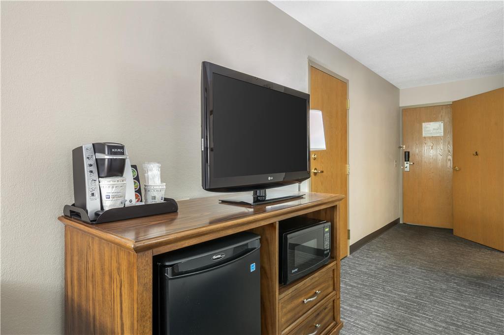 SureStay Plus Hotel by Best Western Elizabethtown Hershey - photo 32