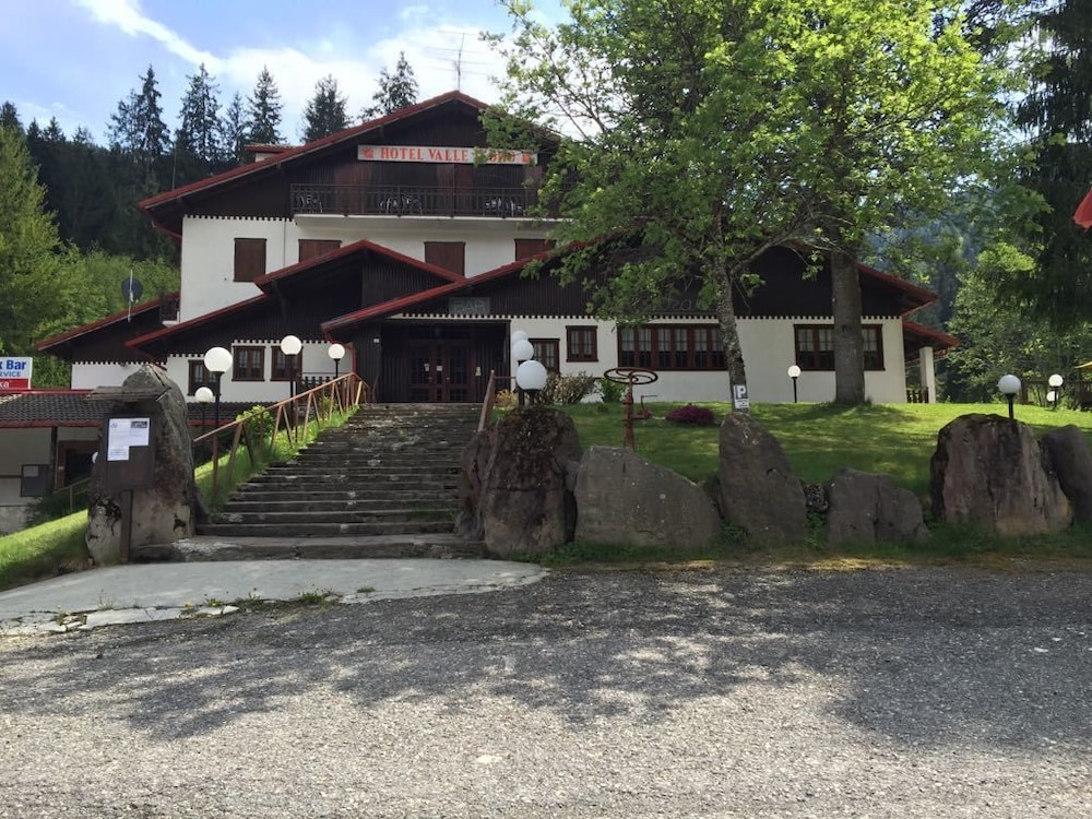 Valle D'Oro — hotel in Borno