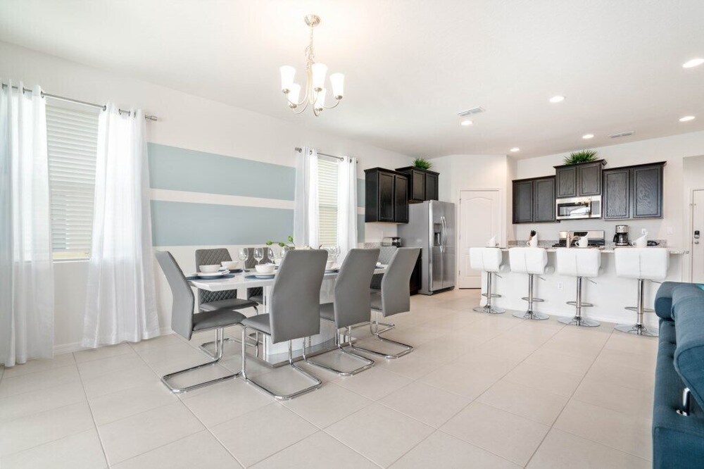 Lovely 4 Bed Pool Hm at Solterra Resort - photo 15
