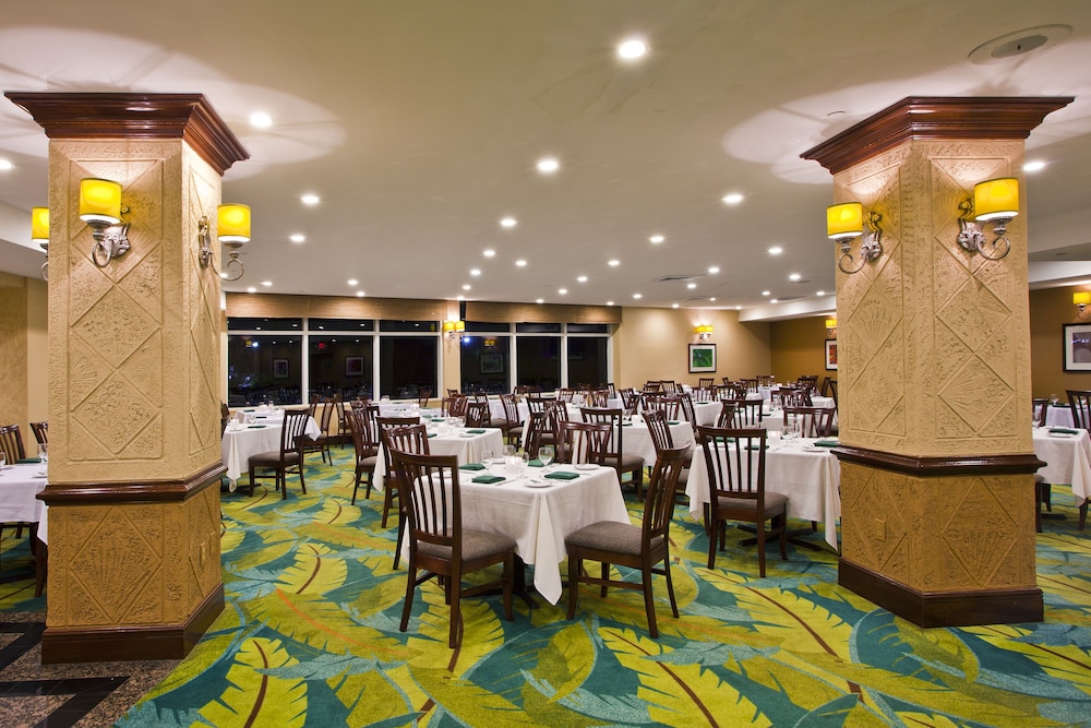 Holiday Inn Miami Beach Oceanfront by IHG - photo 32
