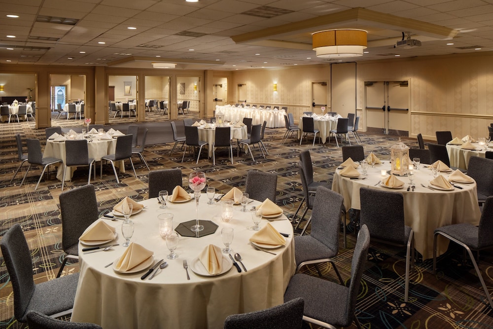 Holiday Inn Weirton Steubenville Area by IHG - photo 37