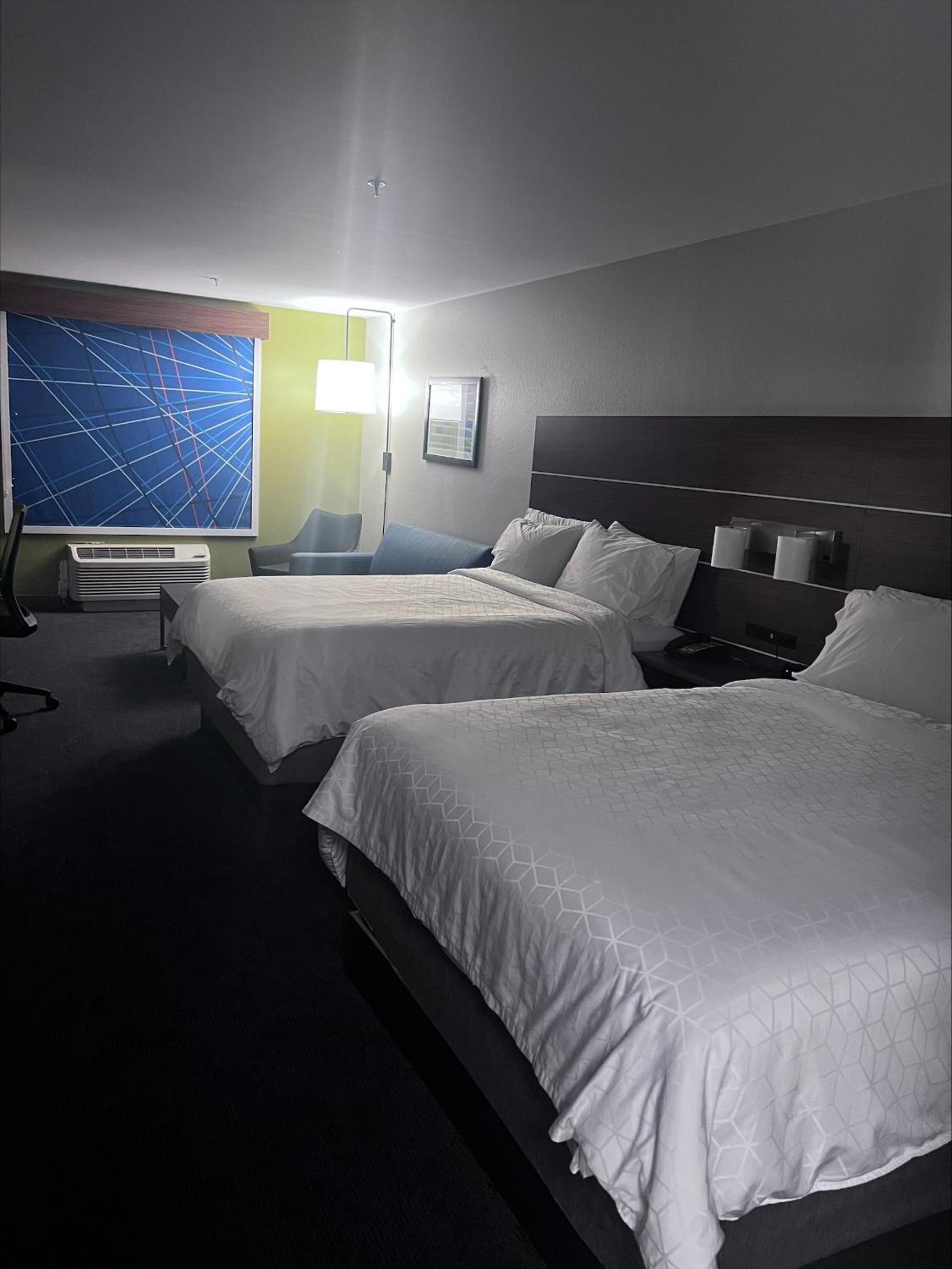 Holiday Inn Express And Suites Dahlonega University Area an IHG Hotel - photo 79