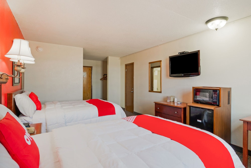 OYO Hotel Morton East Peoria I 74 - photo 8