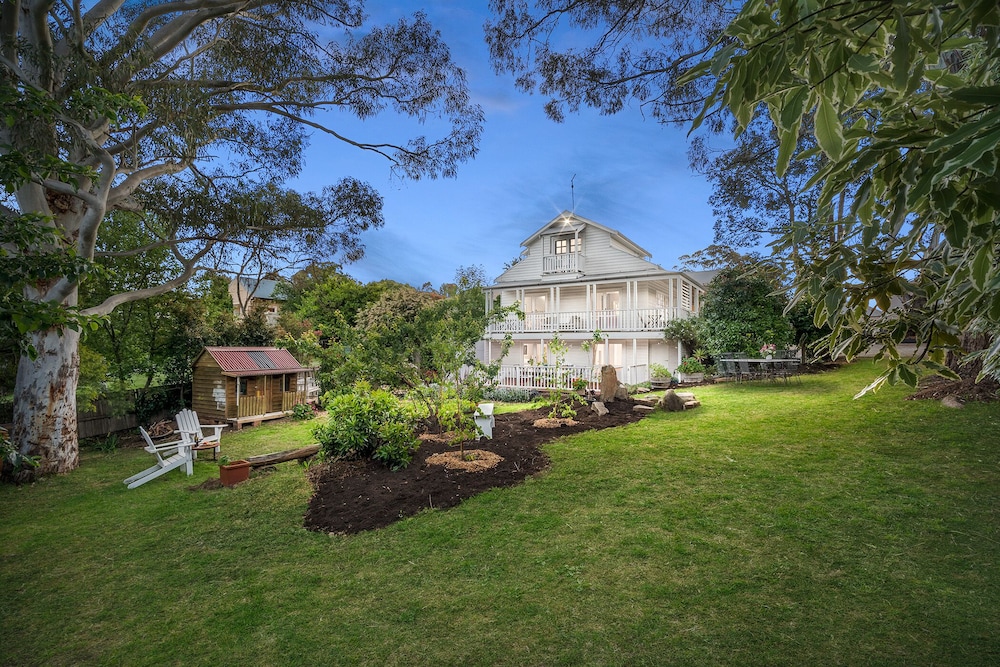 65 Main Daylesford Hepburn Springs — 4-Star Luxury Hotel in Bendigo, Australia