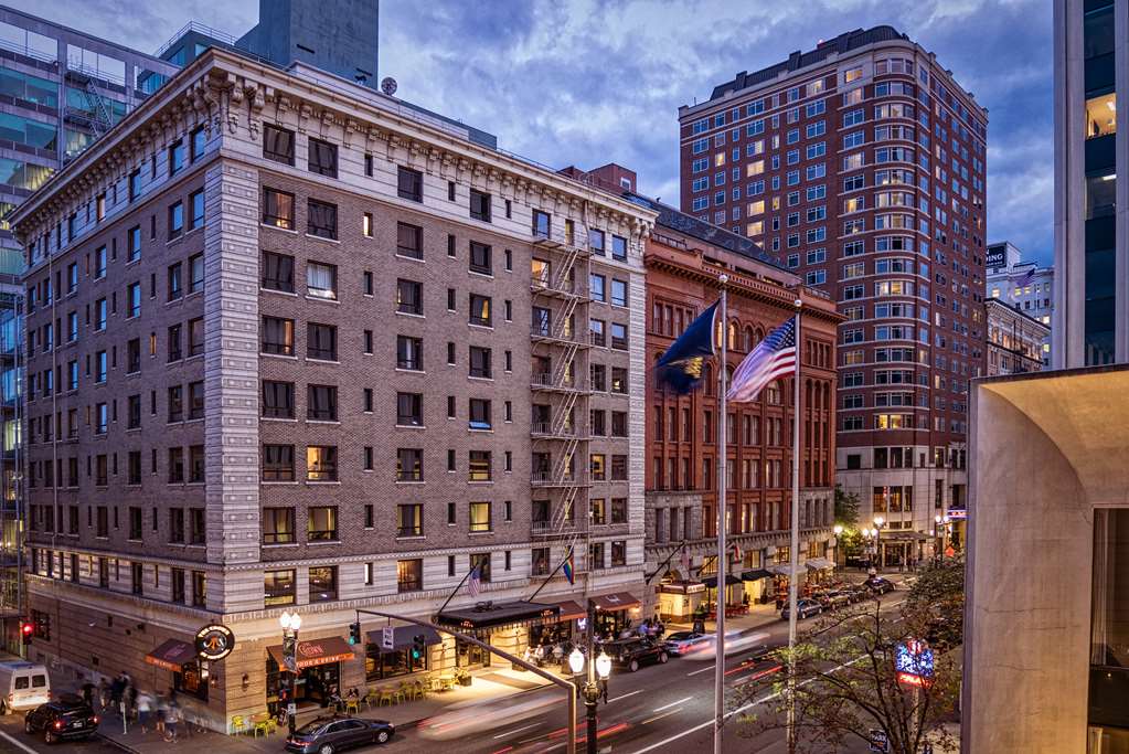 Hotel Lucia - photo 4