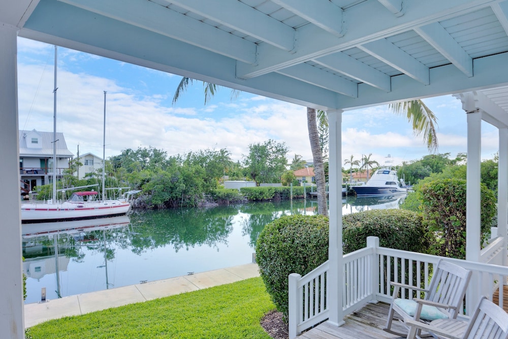 Coral Lagoon Resort Villas & Marina by KeysCaribbean - photo 44