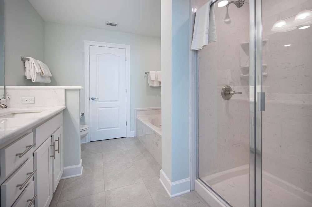 Phoenix Gulf Towers 1207 3 Bedroom Condo - photo 17