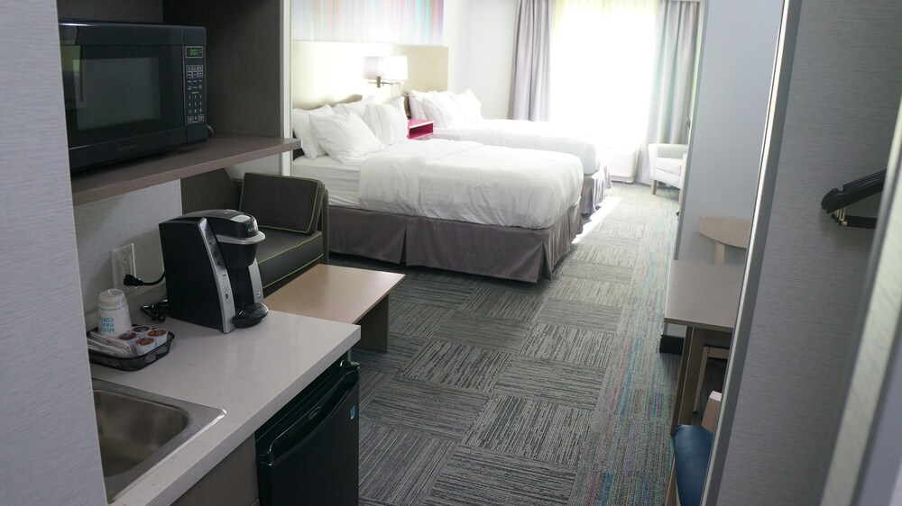 Holiday Inn Express & Suites Shippensburg by IHG - photo 35