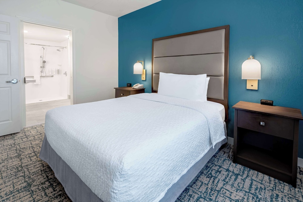 Homewood Suites by Hilton Eatontown - photo 23