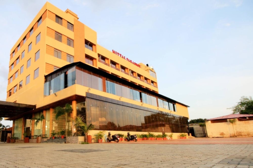 Hotel Mittal Avenue & Paradise in Ujjain, India