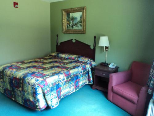 Garden Inn Fitzgerald - photo 14