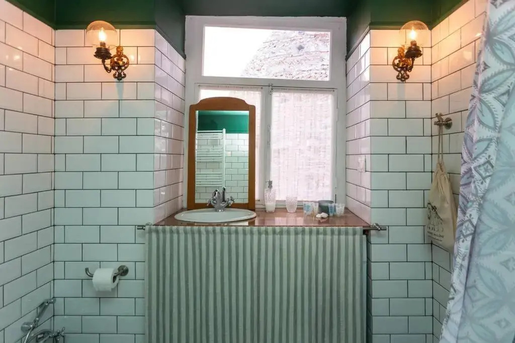 Charming 2BR Apt in Old Tbilisi