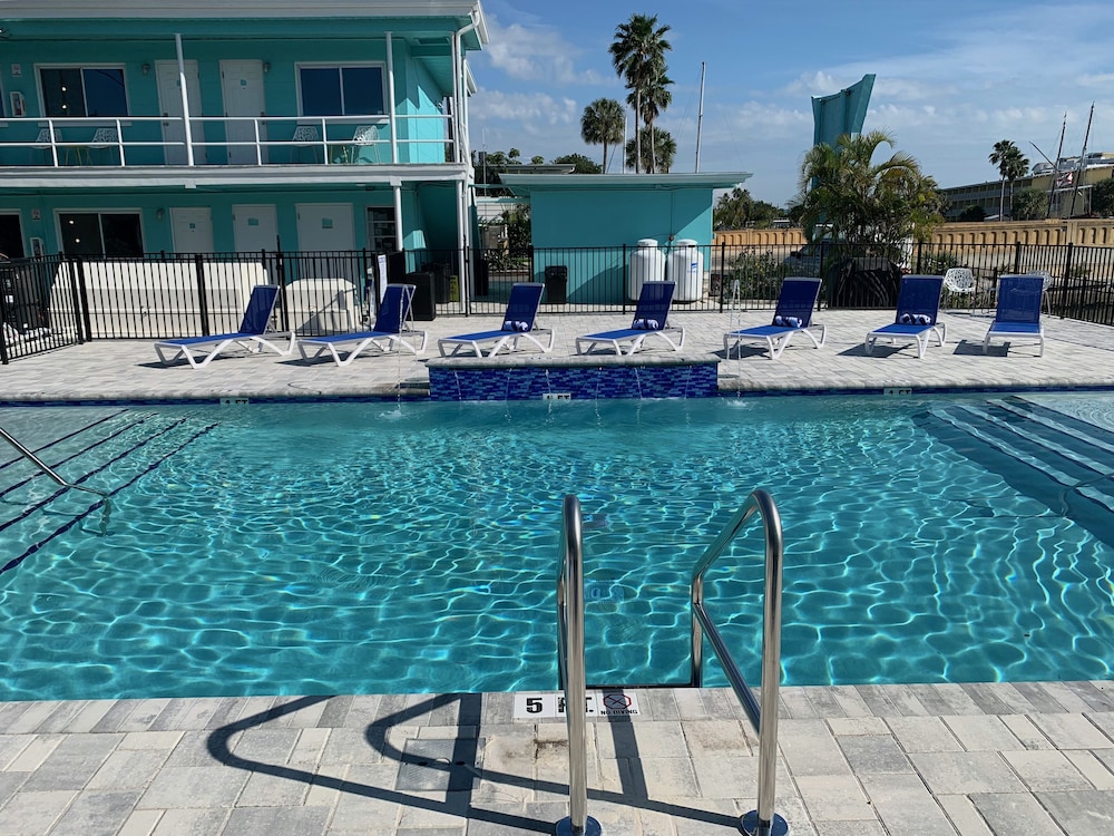 Sea Jay Motel & Marina - photo 97