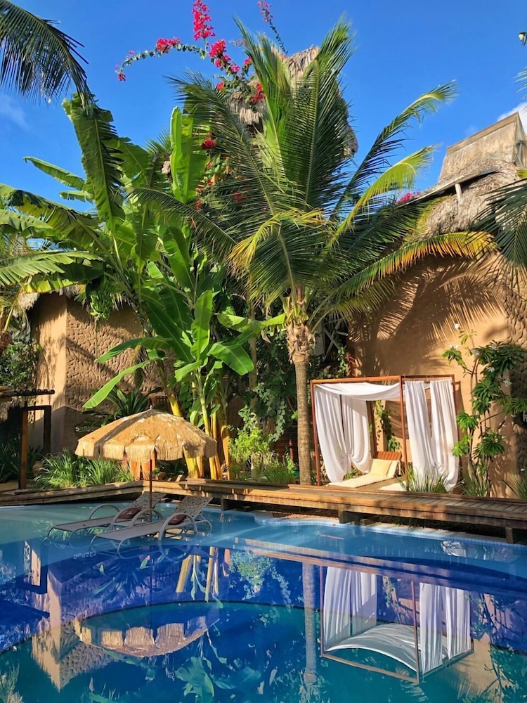 Aloha Village Hotel in Amontada, Brasil