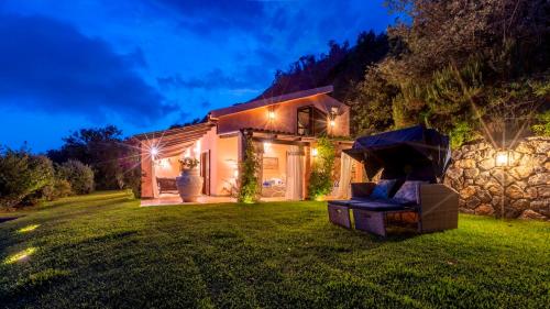 Villa Bambu' 9&2 Emma Villas — 4-Star Luxury Hotel in Maratea, Italy