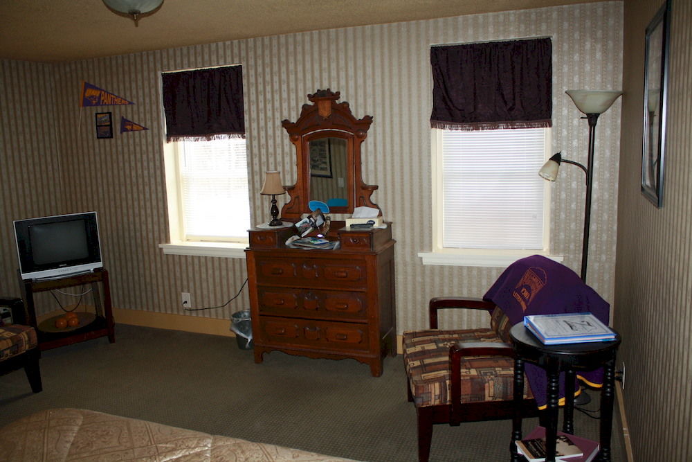Zuber's Homestead Hotel - photo 20