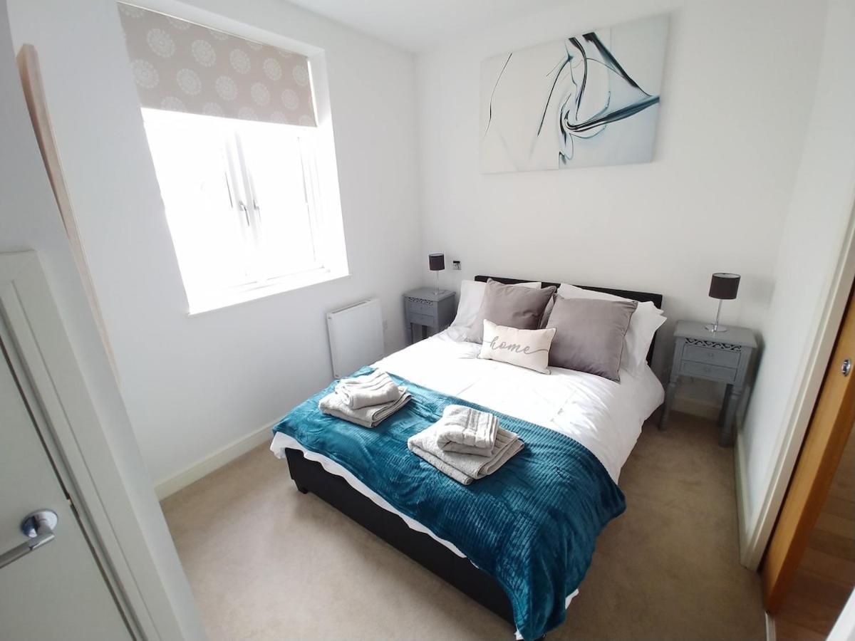 Reigate Lovely Modern Serviced Apartment 21357131 — Reigate