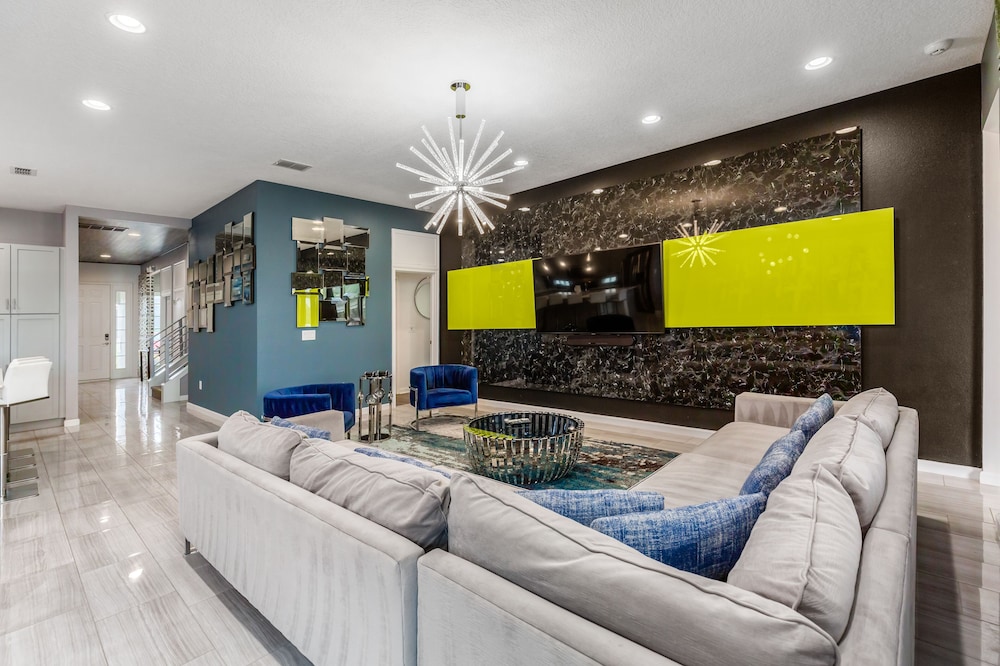 Solterra Resort Luxury 10 Bedroom Homes - photo 63