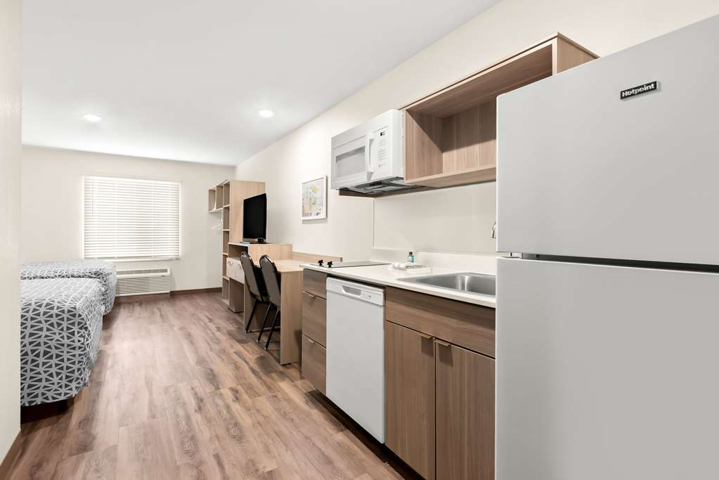Woodspring Suites Savannah West Chatham Parkway - photo 20