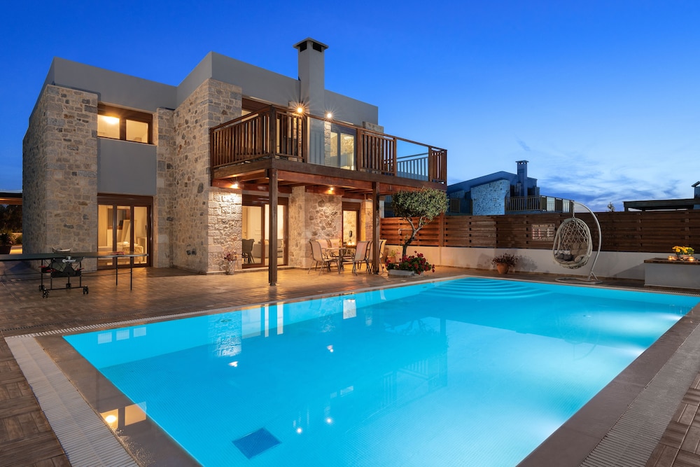 Sperveri Enalio Villas — 4-Star Luxury Hotel in Rodos, Greece