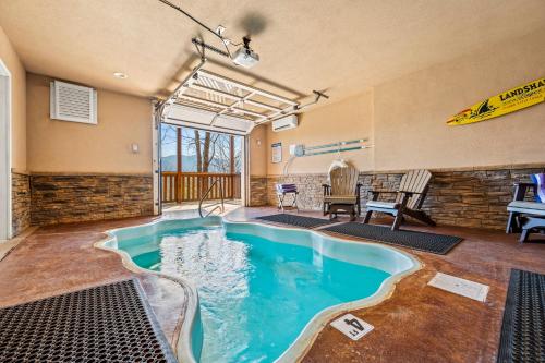 Legends Pool Lodge — 4-Star Luxury Hotel in Sevierville, United States