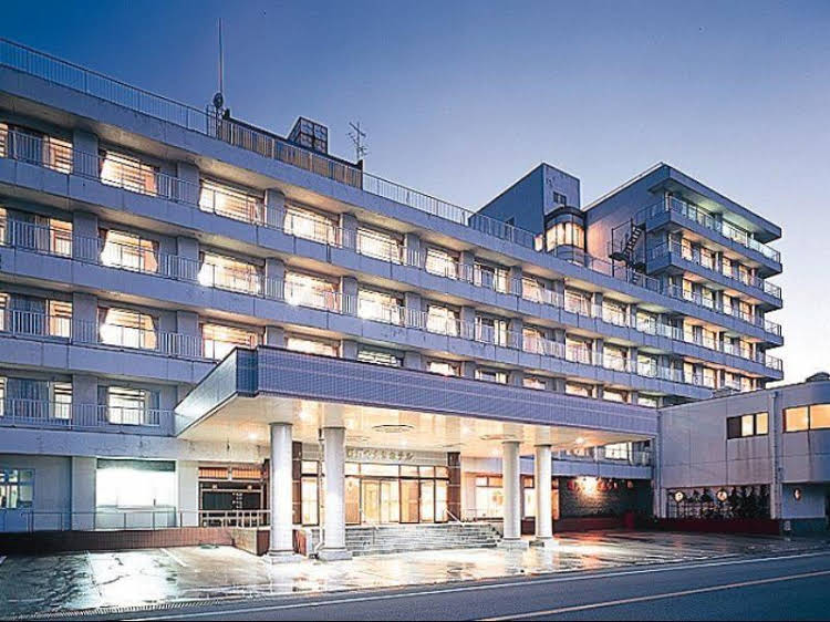 Aikawa Yamaki Hotel — Sado