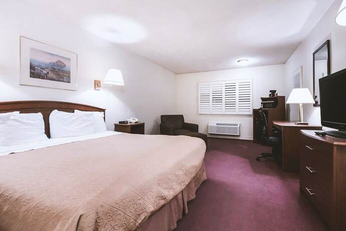 Sky Palace Inn & Suites Mccook - photo 13