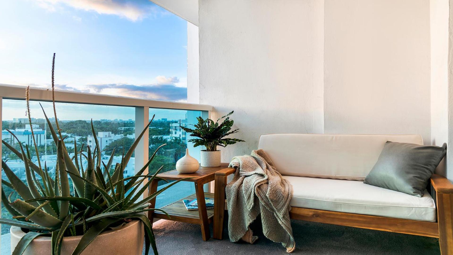 Luxurious Private Condo at 1 Hotel & Homes 945 - photo 17