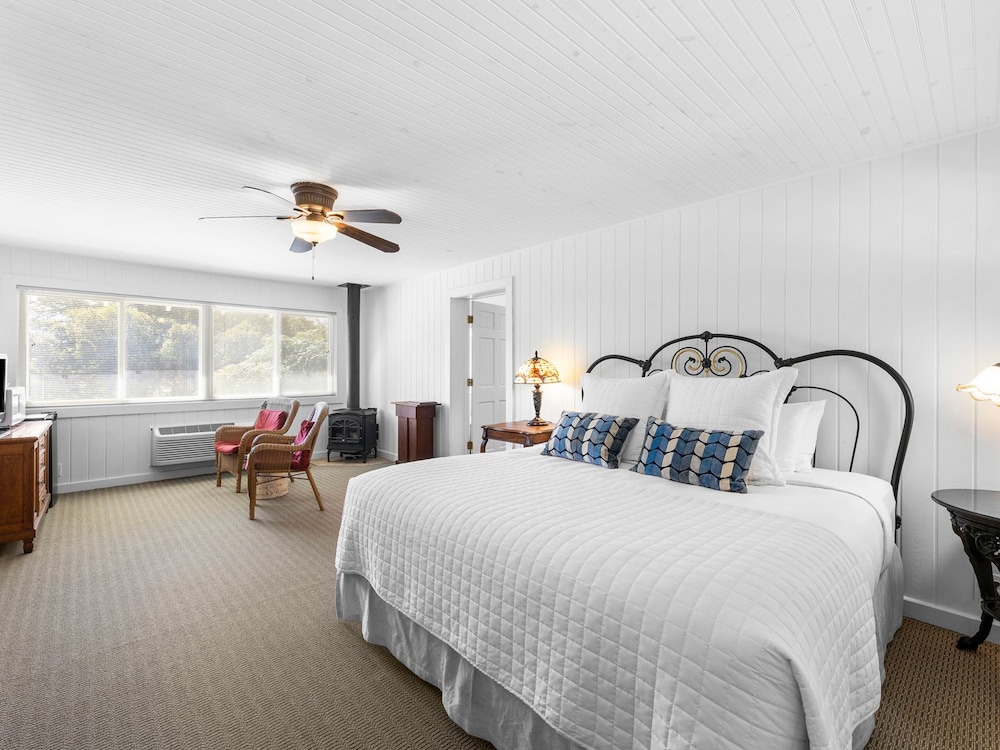The Meyer Hotel - photo 16