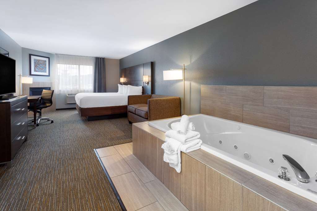 Wingate by Wyndham Wisconsin Dells Waterpark - photo 50
