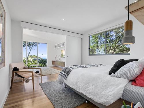 Stunning Seaviews Sunshine Beach — Sunshine Beach — photo 4