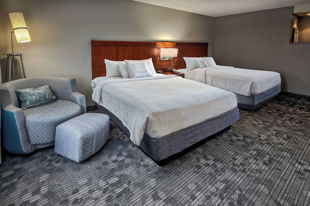 Courtyard by Marriott Troy - photo 7