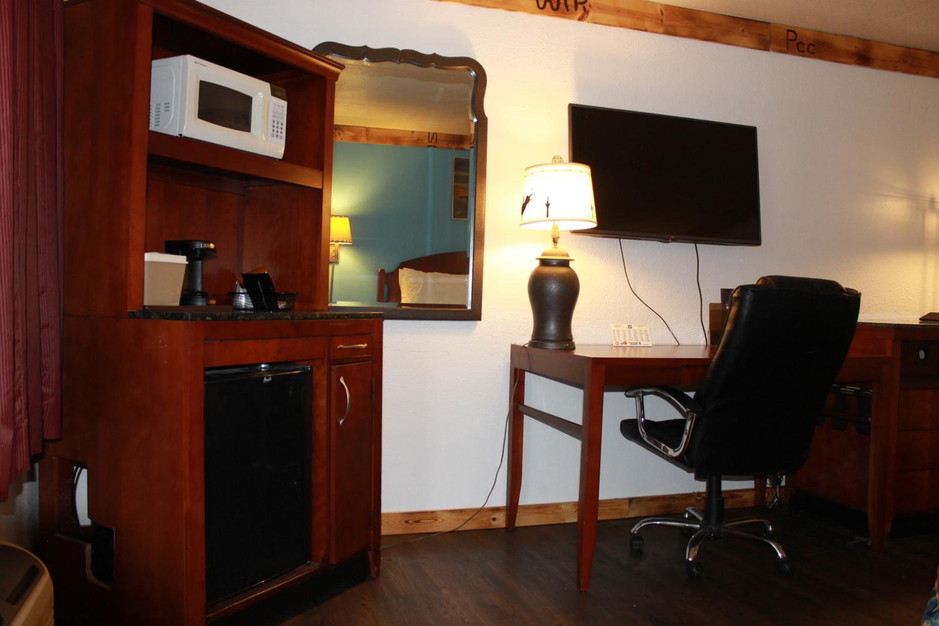 Knights Inn Dodge City - photo 17