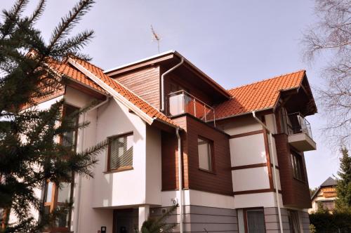 Apartament w kratkę — 4-Star Luxury Hotel in Wierzchucino, Poland