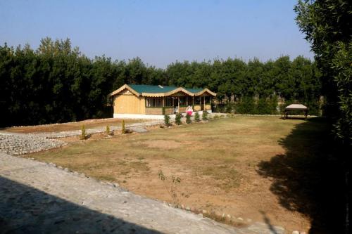 Kc Farms - carbon neutral hotel in Ropar