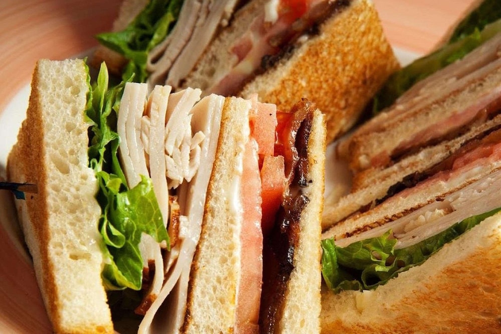 מזון ומשקאות