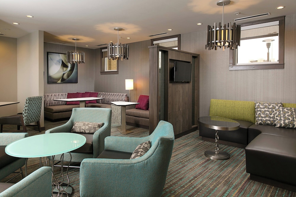 Residence Inn by Marriott Kansas City at The Legends - photo 3