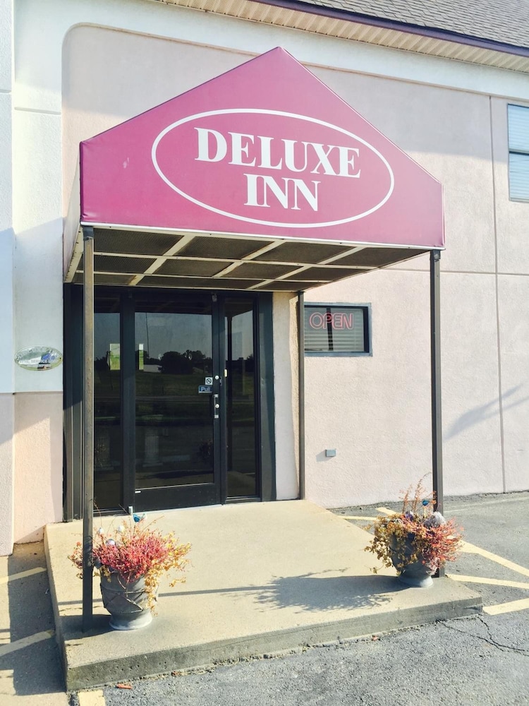 Deluxe Inn — hotel in West Memphis