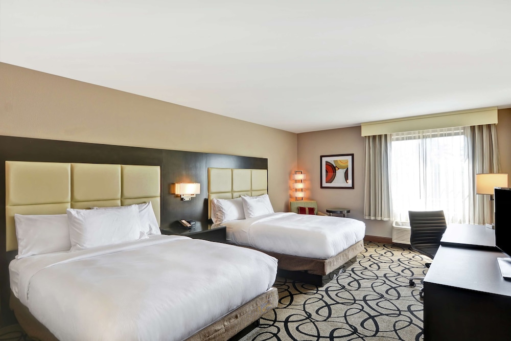 Doubletree by Hilton Hattiesburg MS - photo 17