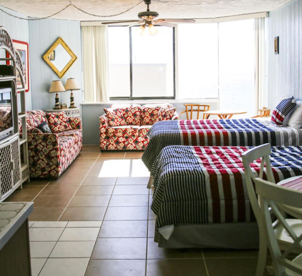 Top of the Gulf by Emerald View Resorts - photo 4
