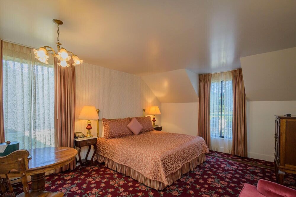 Hill House Inn - photo 10