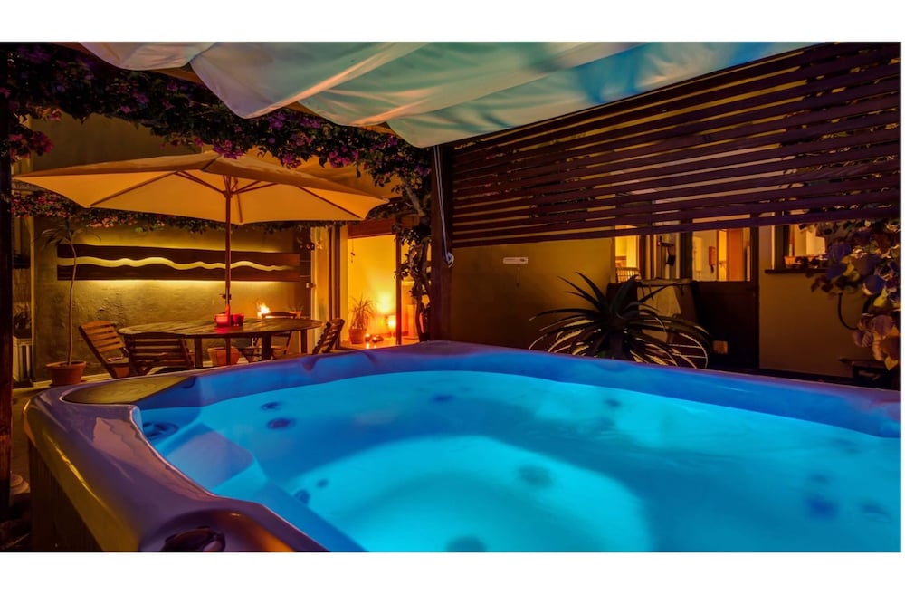 Epicenter Santacruz — 4-Star Luxury Hotel in Lagoa, Portugal