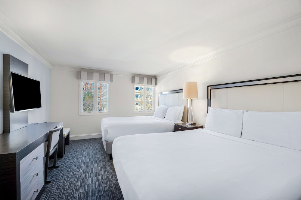 The Normandy Hotel - photo 10