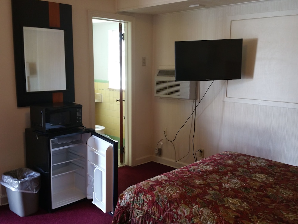 Bakers Motel Norwich - photo 29