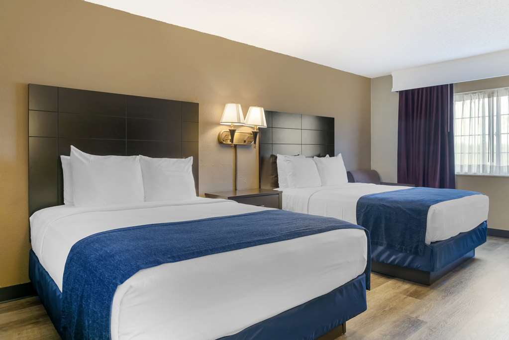 Best Western Greenfield Inn - photo 49