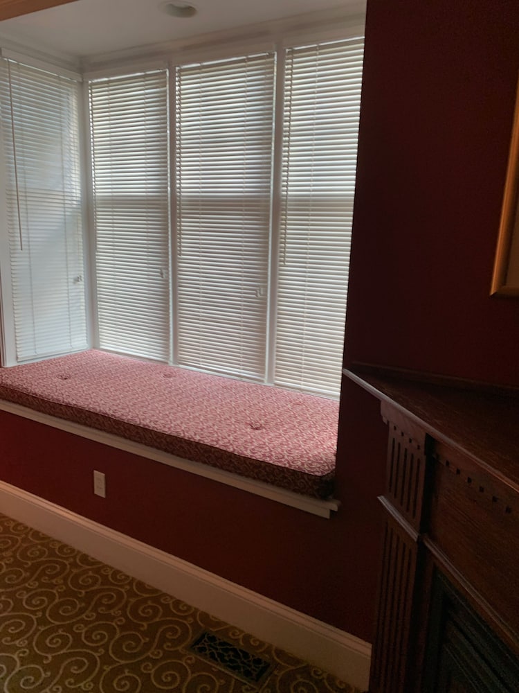 Almondy Inn - photo 29